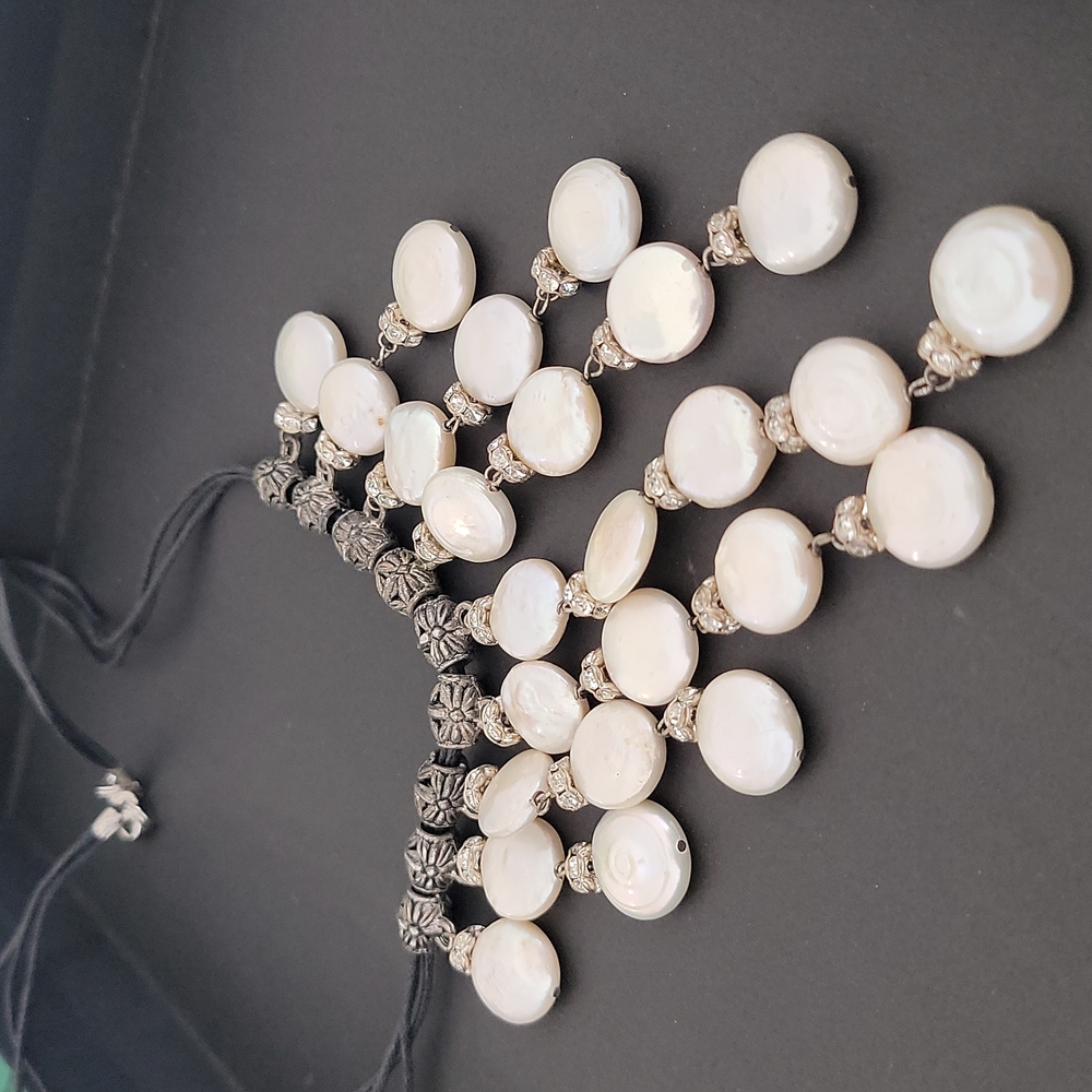 Pearl Neckless - image 1